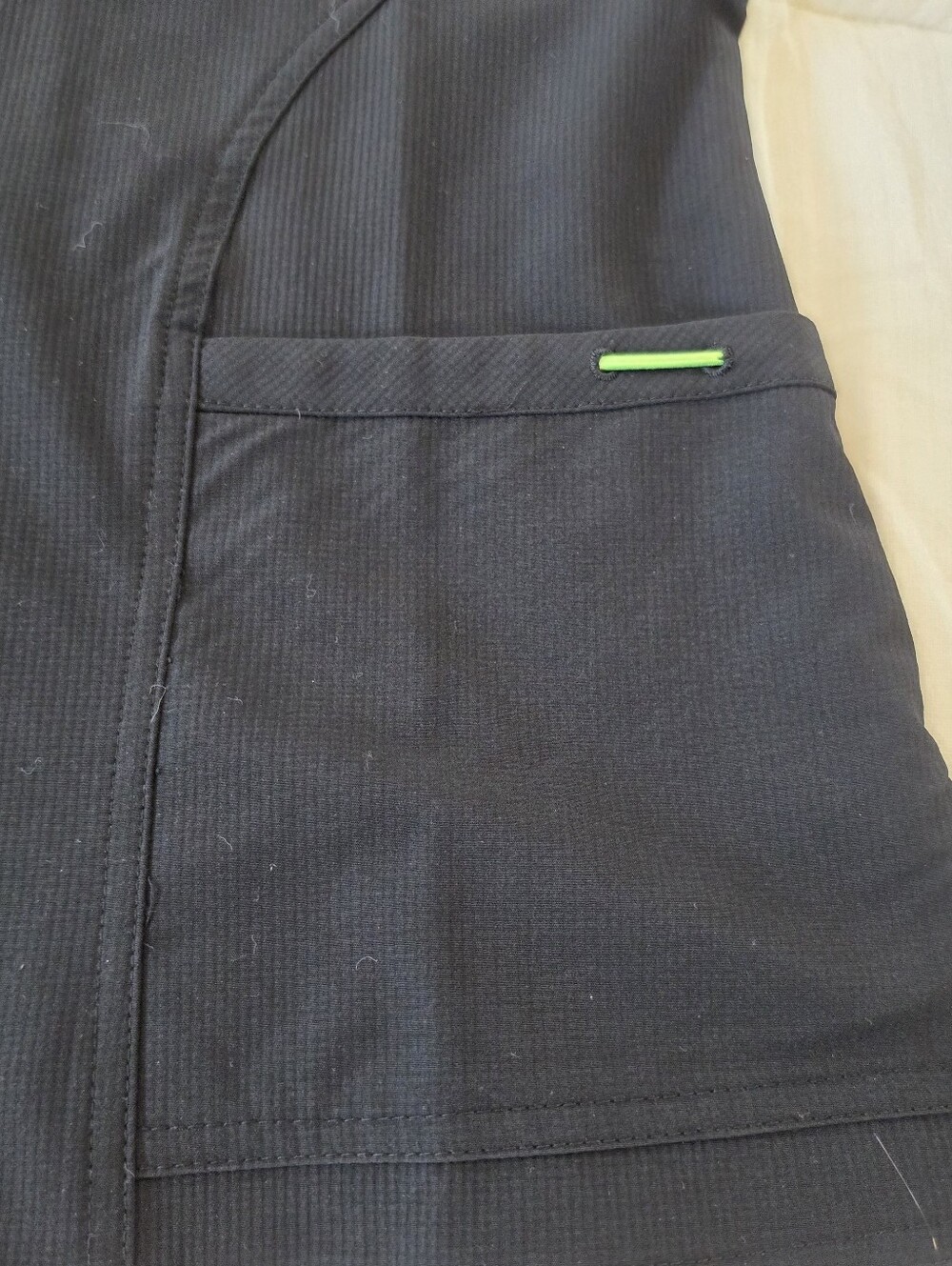 MED COUTURE AIR Scrub Set in Black with Lime Accents SMALL - Picture 3 of 10